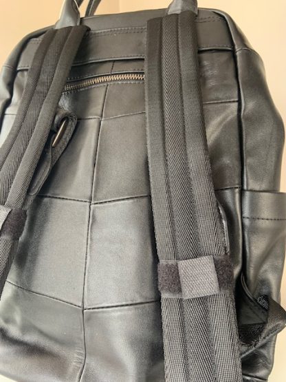 Mochila Unisex Pequeña de Cuero Alta Calidad para Notebook - Modelo 816 - Imagen 6